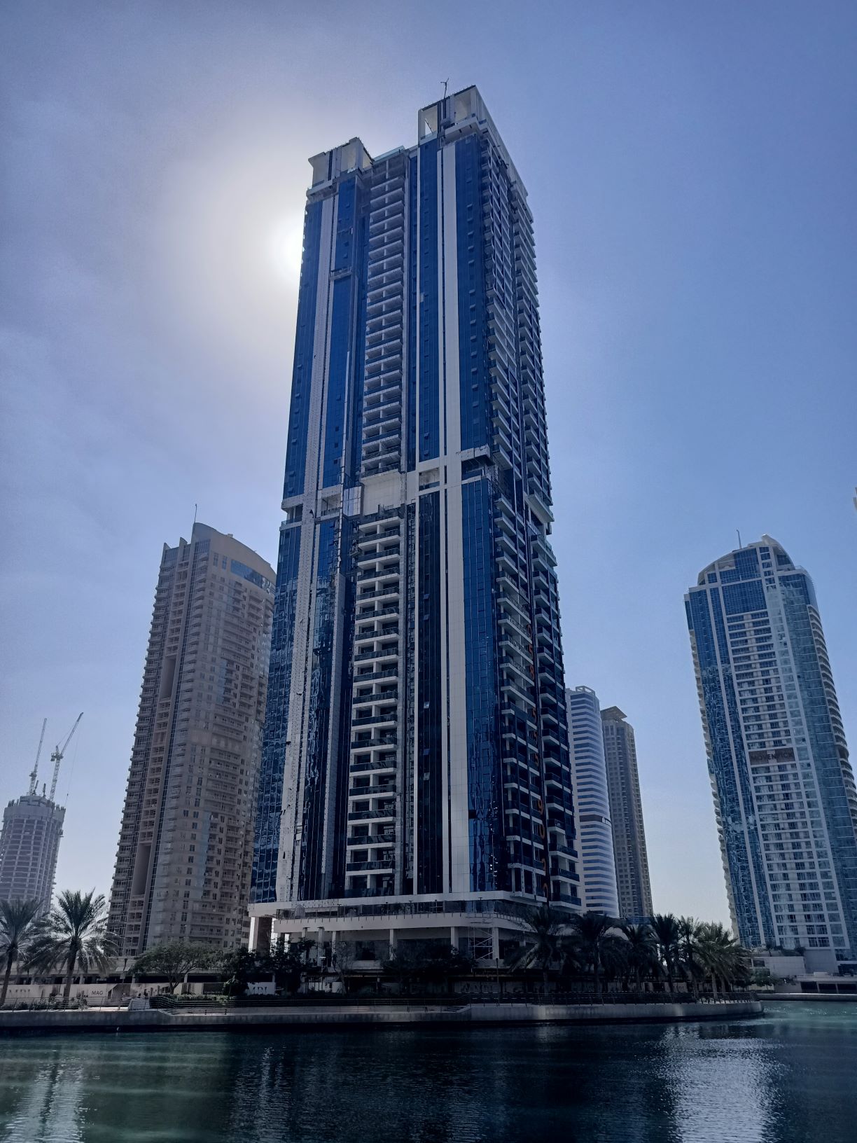Mixed Use Building At Jumeirah Lake Towers, Dubai, Uae